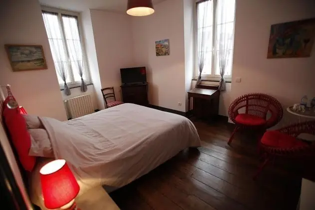 Tek Büyük Yataklı Oda (Eskualduna)