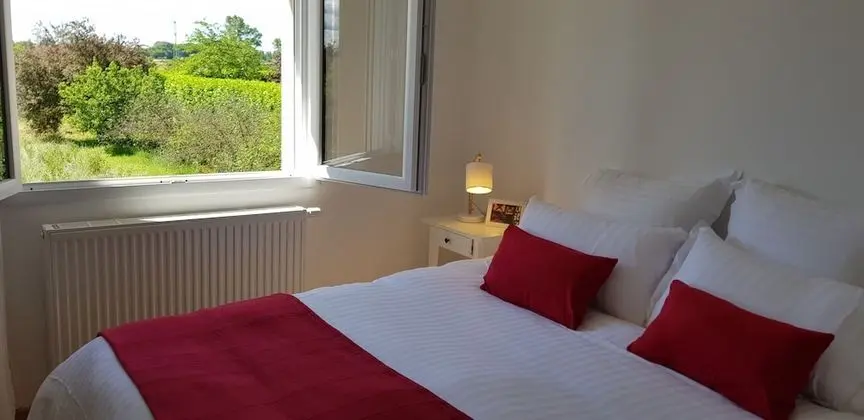 Comfort Tek Büyük Yataklı Oda, Banyolu/Duşlu (Bresse)