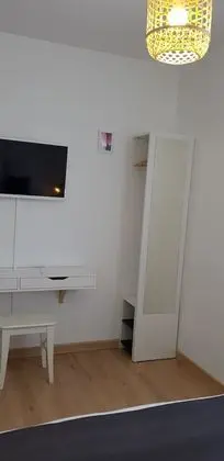 Superior Tek Büyük veya İki Ayrı Yataklı Oda, Özel Banyo, Şehir Manzaralı (Bugey)