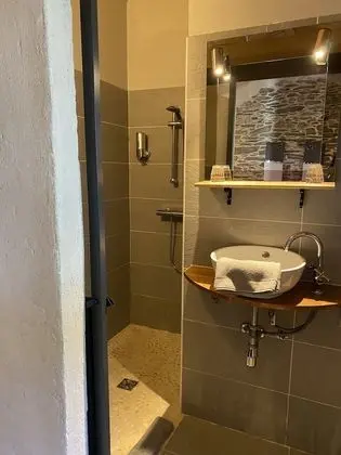 Tek Büyük Yataklı Oda (Iris)