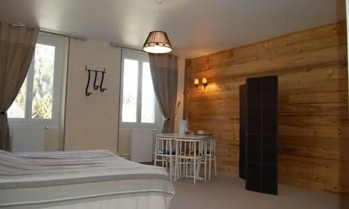 Tek Büyük Yataklı Oda (Sapin)