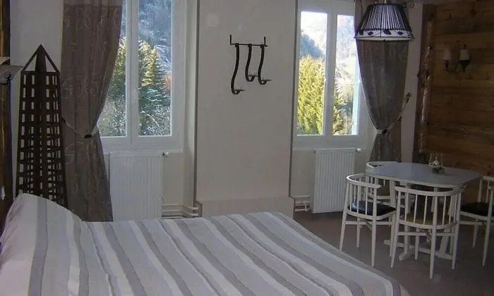 Tek Büyük Yataklı Oda (Sapin)