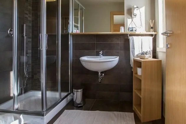 Tek Büyük veya İki Ayrı Yataklı Oda