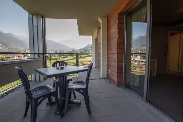 Tek Büyük veya İki Ayrı Yataklı Oda, Balkon