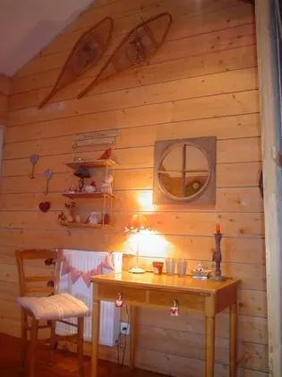 Comfort Tek Büyük Yataklı Oda, 1 Büyük (Queen) Boy Yatak, Özel Banyo (Ma Cabane au Canada)