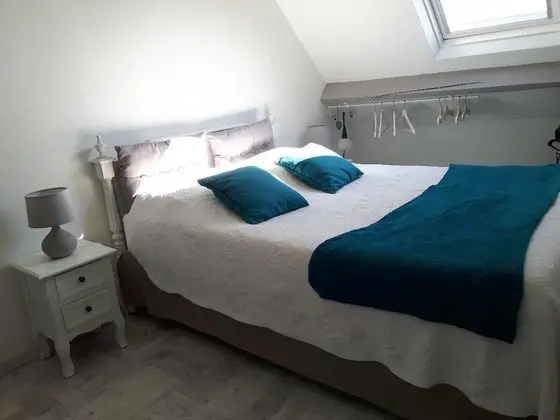Classic Tek Büyük Yataklı Oda (Beige)