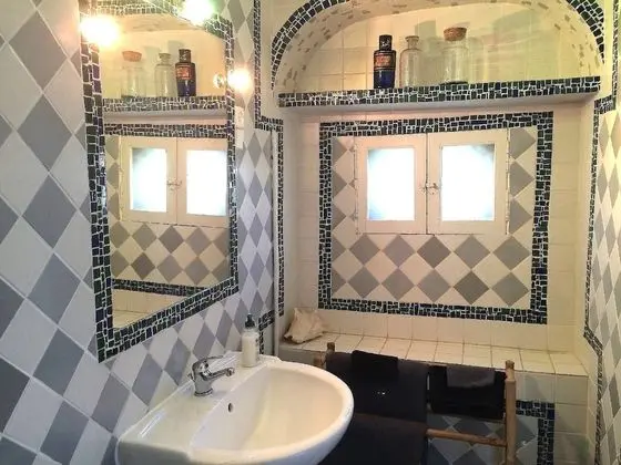 Tek Büyük Yataklı Oda, Havuz Manzaralı (Cocon)