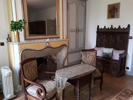 Tek Büyük Yataklı Oda (Gothique)