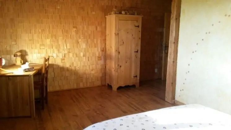 Üç Kişilik Oda (Les Tavaillons)