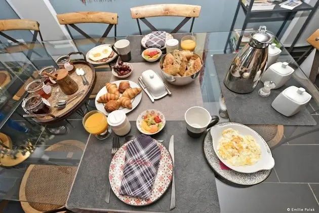 Tek Büyük Yataklı Oda, Engellilere Uygun, Banyolu/Duşlu (Chambre Voyage)
