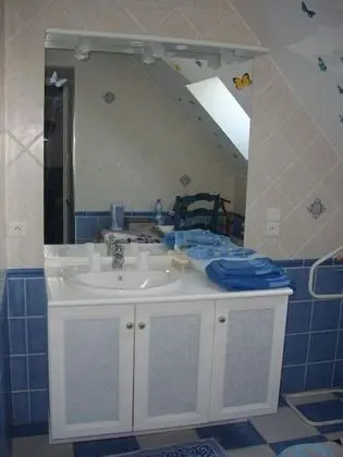 Tek Büyük Yataklı Oda, Sigara İçilmez (BRETAGNE)