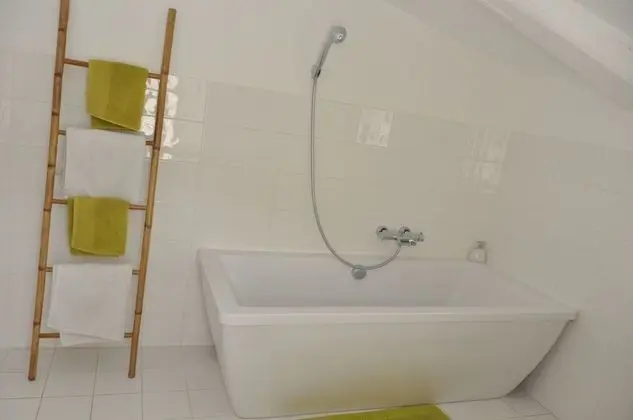 Comfort Oda, 1 Büyük (Queen) Boy Yatak (Retour d'Asie)