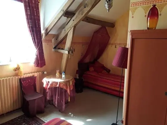 Tek Büyük Yataklı Oda (Indienne)