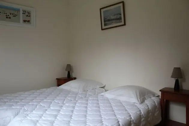 Tek Büyük veya İki Ayrı Yataklı Oda, Ortak Banyo, Bahçe Manzaralı