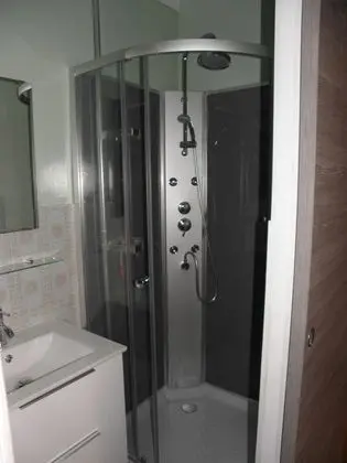 Tek Büyük veya İki Ayrı Yataklı Oda, Ortak Banyo, Bahçe Manzaralı