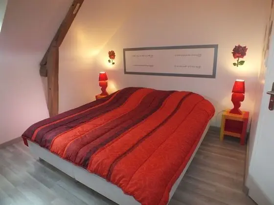 Standard Tek Büyük Yataklı Oda