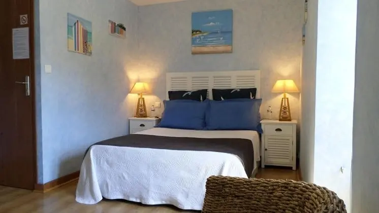 Standard Tek Büyük Yataklı Oda, Sigara İçilmez, Özel Banyo (Bord de l'Eau)