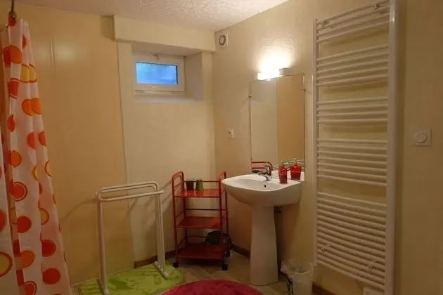 Tek Büyük Yataklı Oda (Rouge)