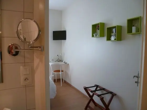 Tek Büyük Yataklı Oda (Vert Pistache)