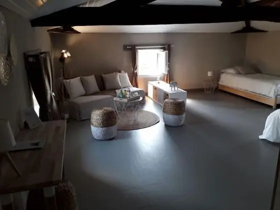 Family Oda (Chambre Mélusine)