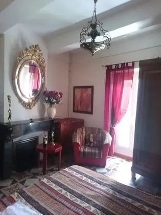 Comfort Tek Büyük Yataklı Oda (Des Amis)