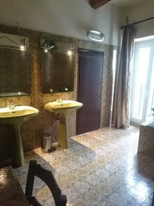 Comfort Tek Büyük Yataklı Oda (Des Amis)