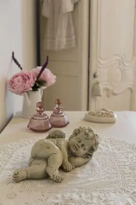 Tek Büyük Yataklı Oda (Louise)