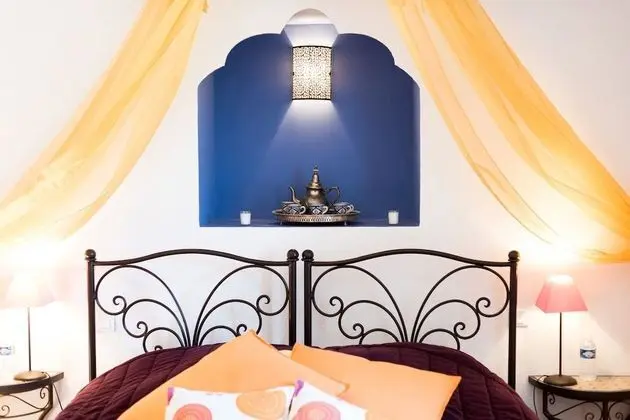 Tek Büyük Yataklı Oda (Orientale)