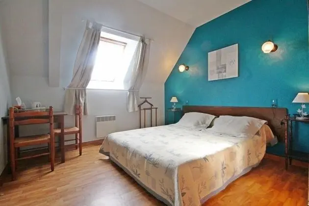 Standard Tek Büyük Yataklı Oda