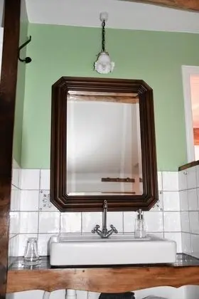 Tek Büyük Yataklı Oda (Livradoise)