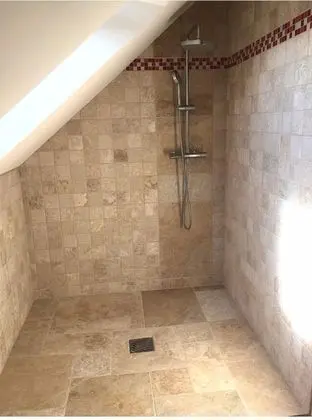 Üç Kişilik Oda (Taupe)