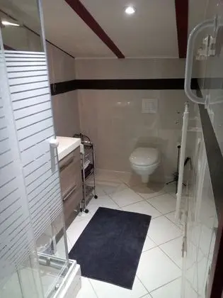 Tek Büyük Yataklı Oda, Özel Banyo