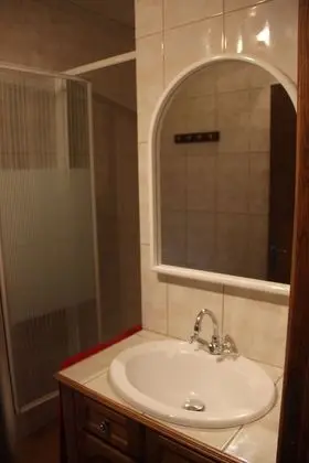 Tek Büyük Yataklı Oda (Grenache)