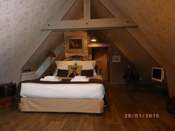 Deluxe Stüdyo (La Reine Claude)