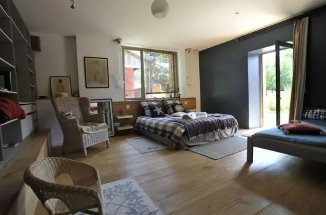 Üç Kişilik Oda (Bleue)