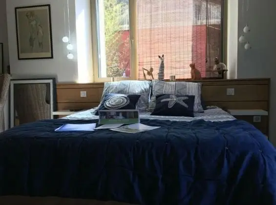 Üç Kişilik Oda (Bleue)