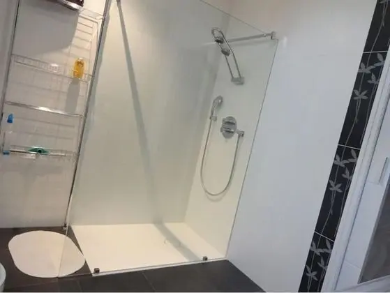 Üç Kişilik Oda (Bleue)