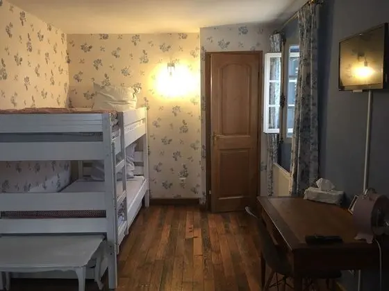 Comfort Dört Kişilik Oda