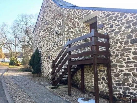 Comfort Tek Büyük Yataklı Oda, Sigara İçilmez, Bahçe Manzaralı (Anglaise)