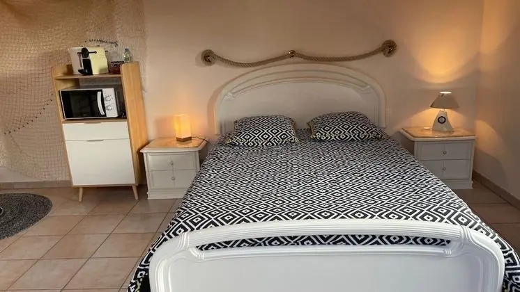 Superior Tek Büyük Yataklı Oda, Sigara İçilmez, Park Manzaralı (Marine)