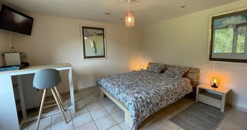 Superior Üç Kişilik Oda, Sigara İçilmez, Bahçe Manzaralı (Fleurie)