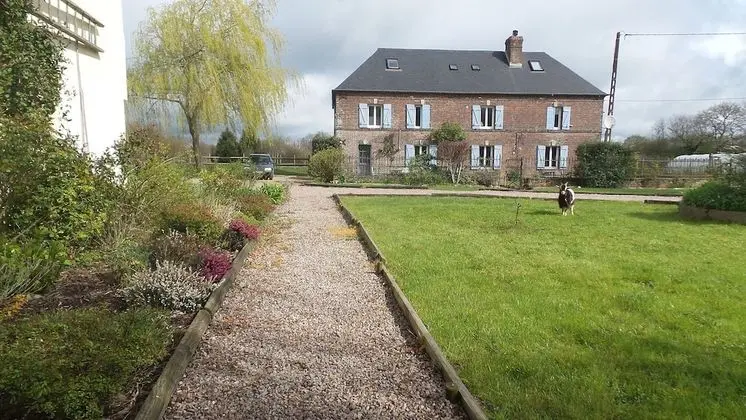 Üç Kişilik Oda (Au Jardin)