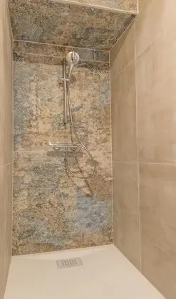 Tek Büyük Yataklı Oda (La volière)