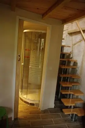 Dört Kişilik Oda, 2 Çift Kişilik Yatak, Sigara İçilmez