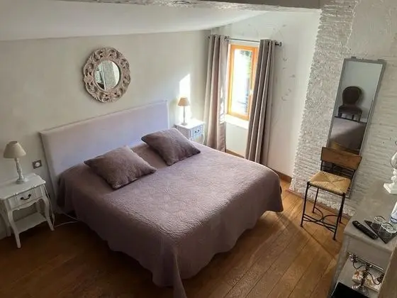 Tek Büyük Yataklı Oda (Antoinette)