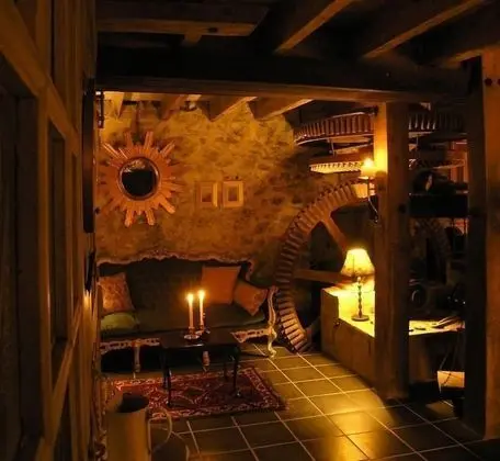 Romantic Tek Büyük Yataklı Oda