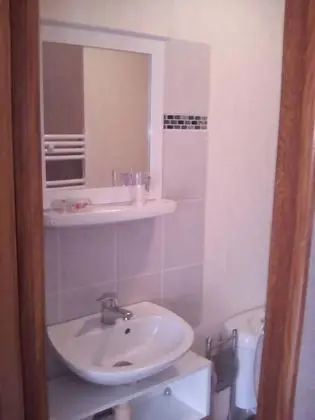 Tek Büyük Yataklı Oda, 1 Çift Kişilik Yatak