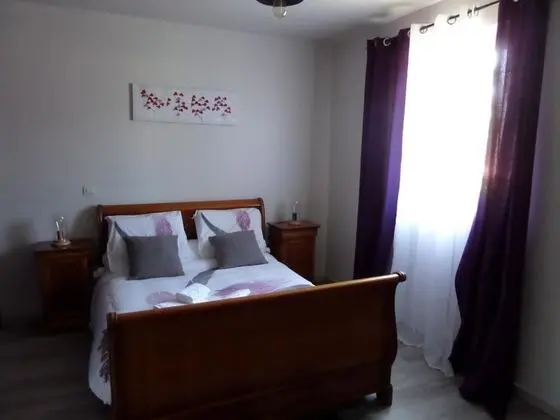 Tek Büyük Yataklı Oda, 1 Çift Kişilik Yatak