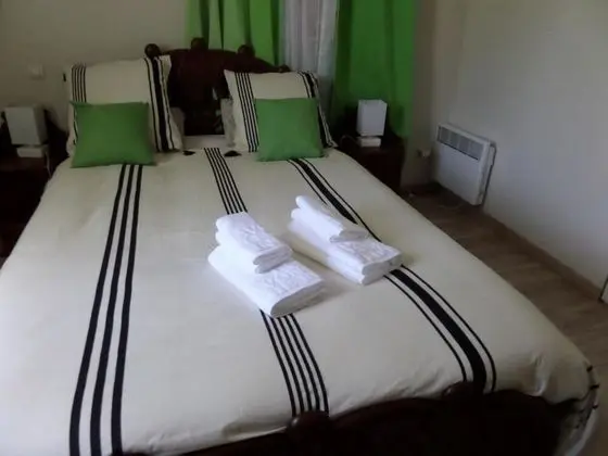 Tek Büyük Yataklı Oda, 1 Çift Kişilik Yatak