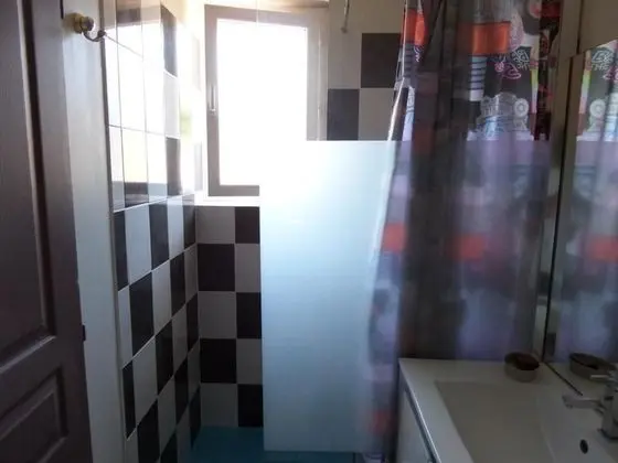 Tek Büyük Yataklı Oda, 1 Çift Kişilik Yatak